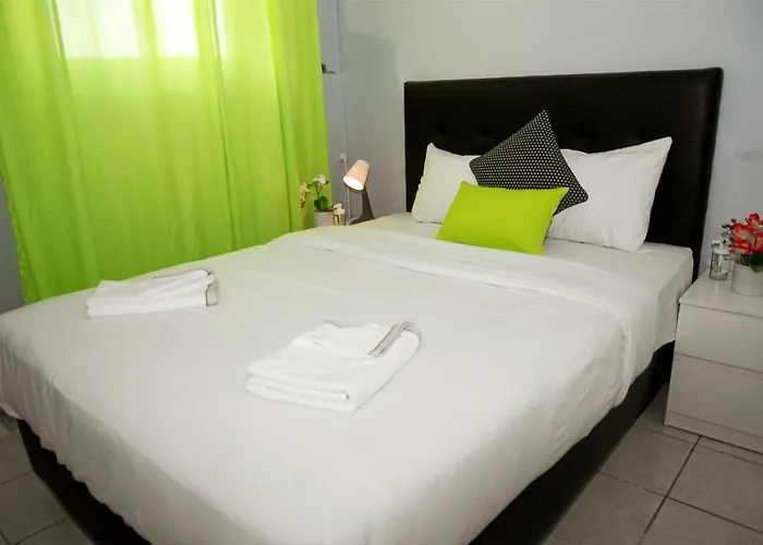 Do Castelo Хостел